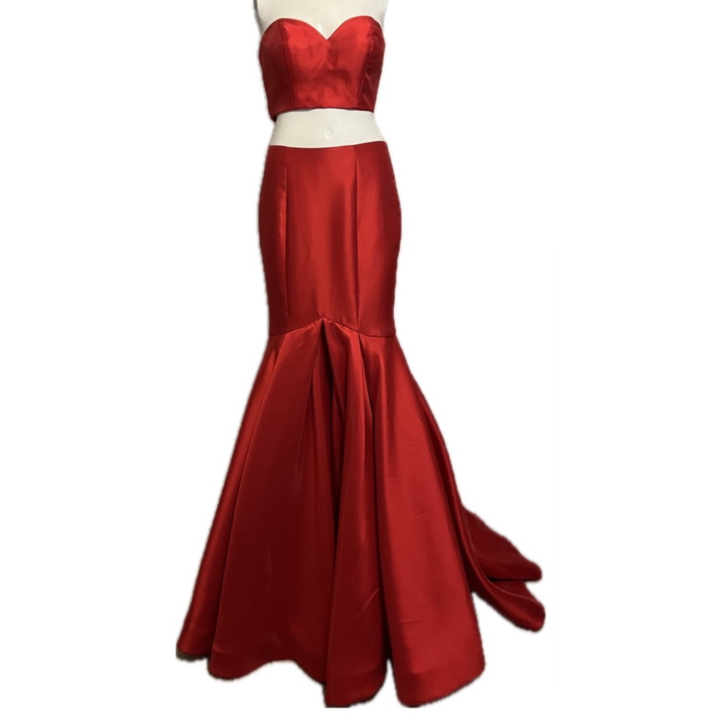Rachel Allan 2-piece formal gown.